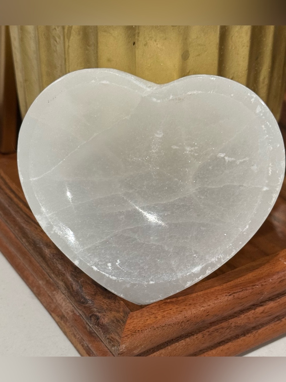 316g Grams Natural Gypsum Heart-Shaped Bowl Quartz Crystal Gem Healing Trinket